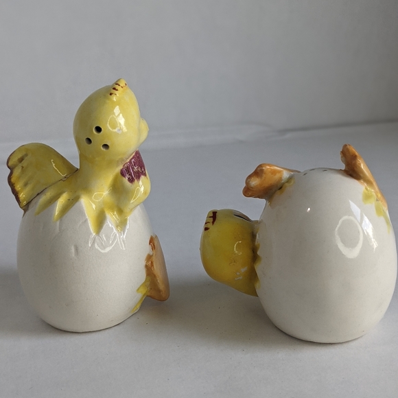 Vintage Duck Salt and Pepper Shakers - Picture 3 of 6